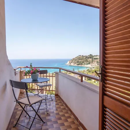 Acquamarina Per Gruppi E Famiglie A Capo Vaticano Costa Degli Dei