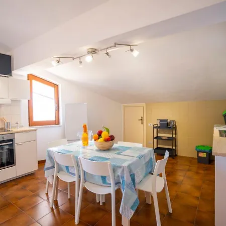 Acquamarina Per Gruppi E Famiglie A Capo Vaticano Costa Degli Dei