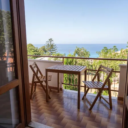 Acquamarina Per Gruppi E Famiglie A Capo Vaticano Costa Degli Dei * Santa Maria