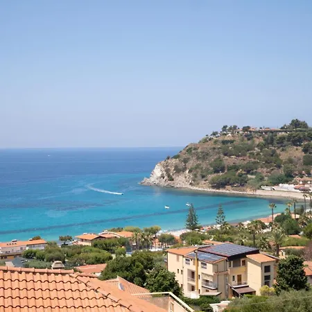 Acquamarina Per Gruppi E Famiglie A Capo Vaticano Costa Degli Dei 別荘 *