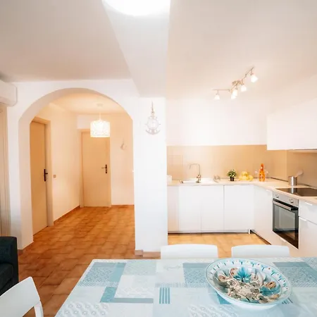 Casa vacanze Acquamarina Per Gruppi E Famiglie A Capo Vaticano Costa Degli Dei *