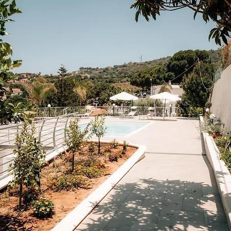 Dom wakacyjny Acquamarina Per Gruppi E Famiglie A Capo Vaticano Costa Degli Dei