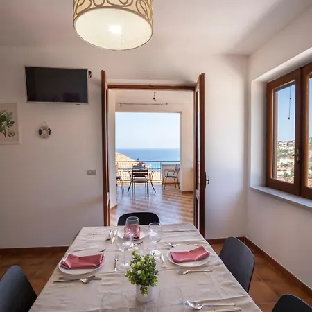 Holiday home Acquamarina Per Gruppi E Famiglie A Capo Vaticano Costa Degli Dei *