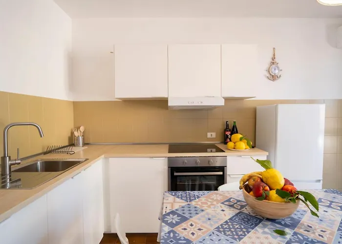 Acquamarina Per Gruppi E Famiglie A Capo Vaticano Costa Degli Dei بيت للعطل