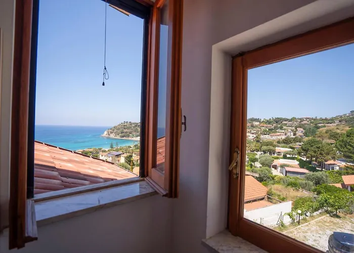 Acquamarina Per Gruppi E Famiglie A Capo Vaticano Costa Degli Dei بيت للعطل